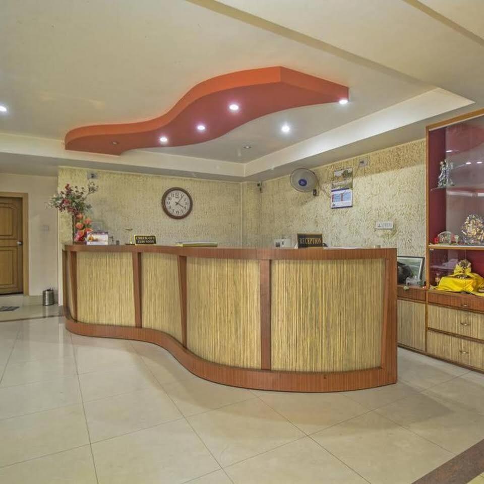 Hotel Nandanik Palace Falakata ภายนอก รูปภาพ