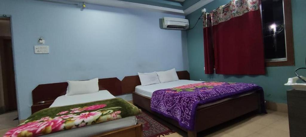 Hotel Nandanik Palace Falakata ภายนอก รูปภาพ